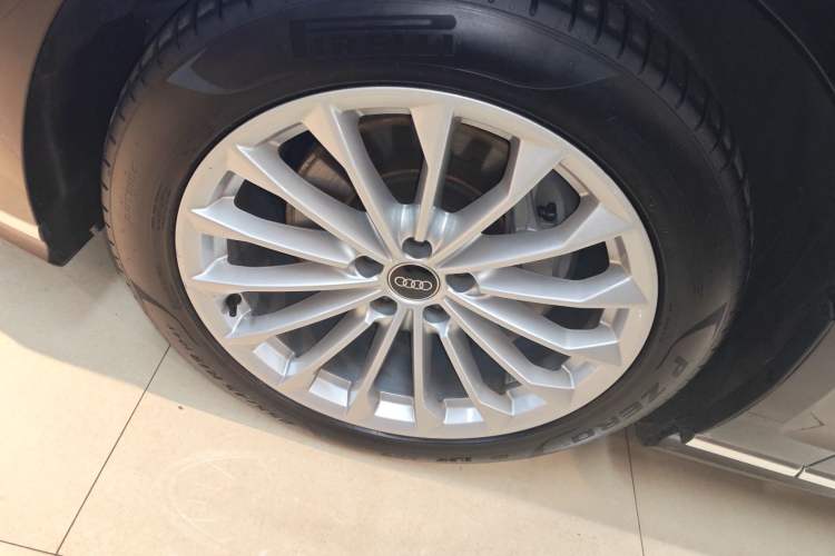 Used Audi A8 2023 A8L 45 TFSI quattro Luxury Model Exterior 4