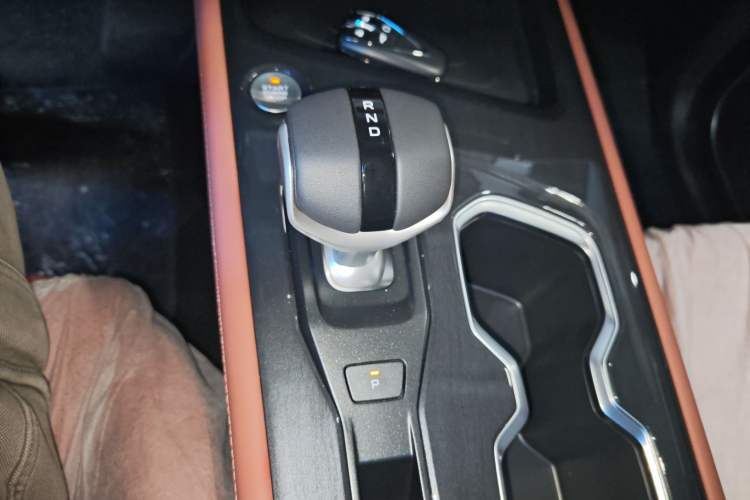 Used Changan CS75 2026 Model PRO 1.5T DCT Prestige 7-Seater