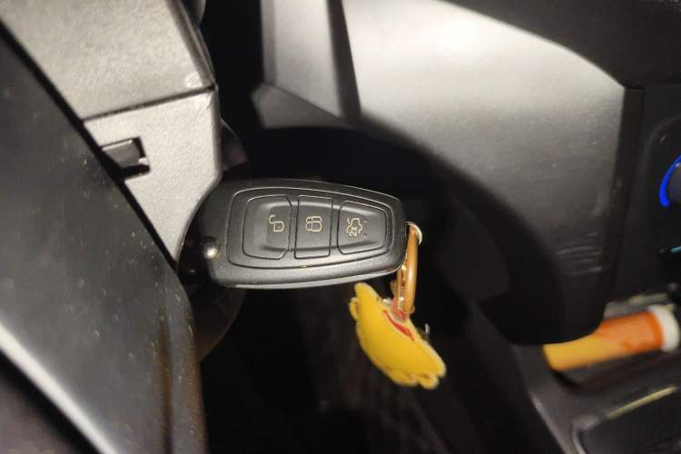 Used Ford Kuga 2017 EcoBoost 180 Two-Wheel-Drive Tiger Leap Model