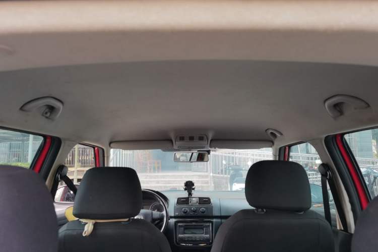 Used Skoda Fabia 2011 1.6L Manual Cool Black Edition
