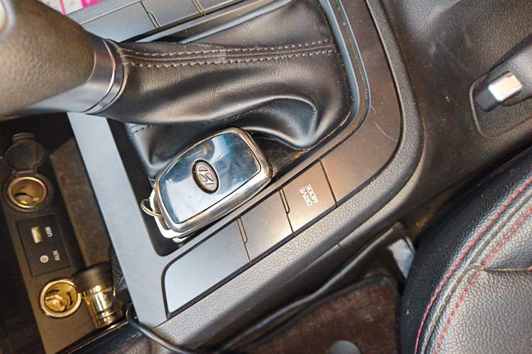 Used Hyundai Elantra (6th Generation / Lingdong) 2018 1.4T Dual-Clutch Xuan Dong · Dynamic Edition
