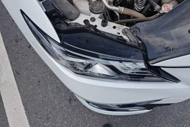 Used Toyota Camry 2023 2.0G Luxury Edition