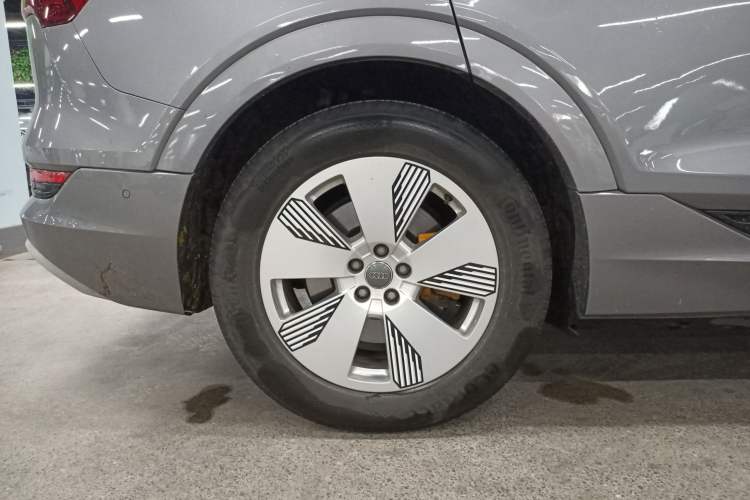 Used Audi e-tron 2019 55 quattro Fashion Edition
