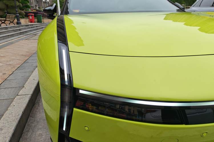 Used XPeng P7 2025 Model—820 Ultra Long Range Ultra
