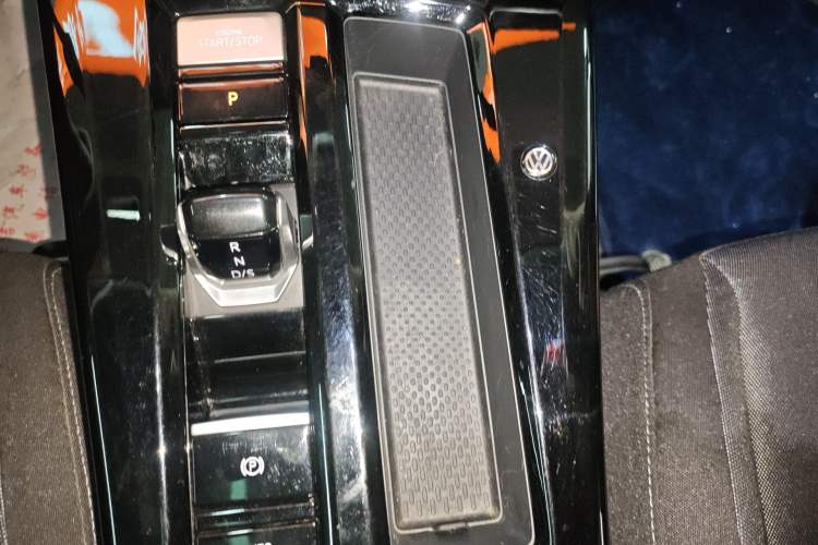 Used Volkswagen Lamando 2024 Lavida L 280TSI DSG Trendy Spicy Edition Gear Lever