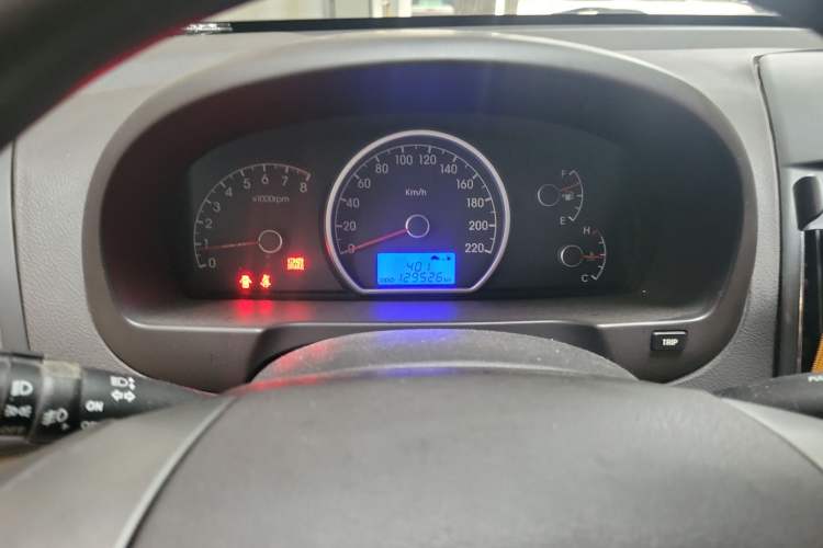 Used Hyundai Celesta 2011 1.6L Manual Luxury Model
