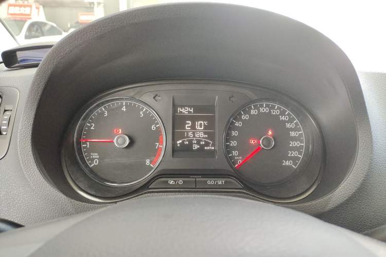 Used Volkswagen Polo 2016 1.4L Manual Fashion Model
