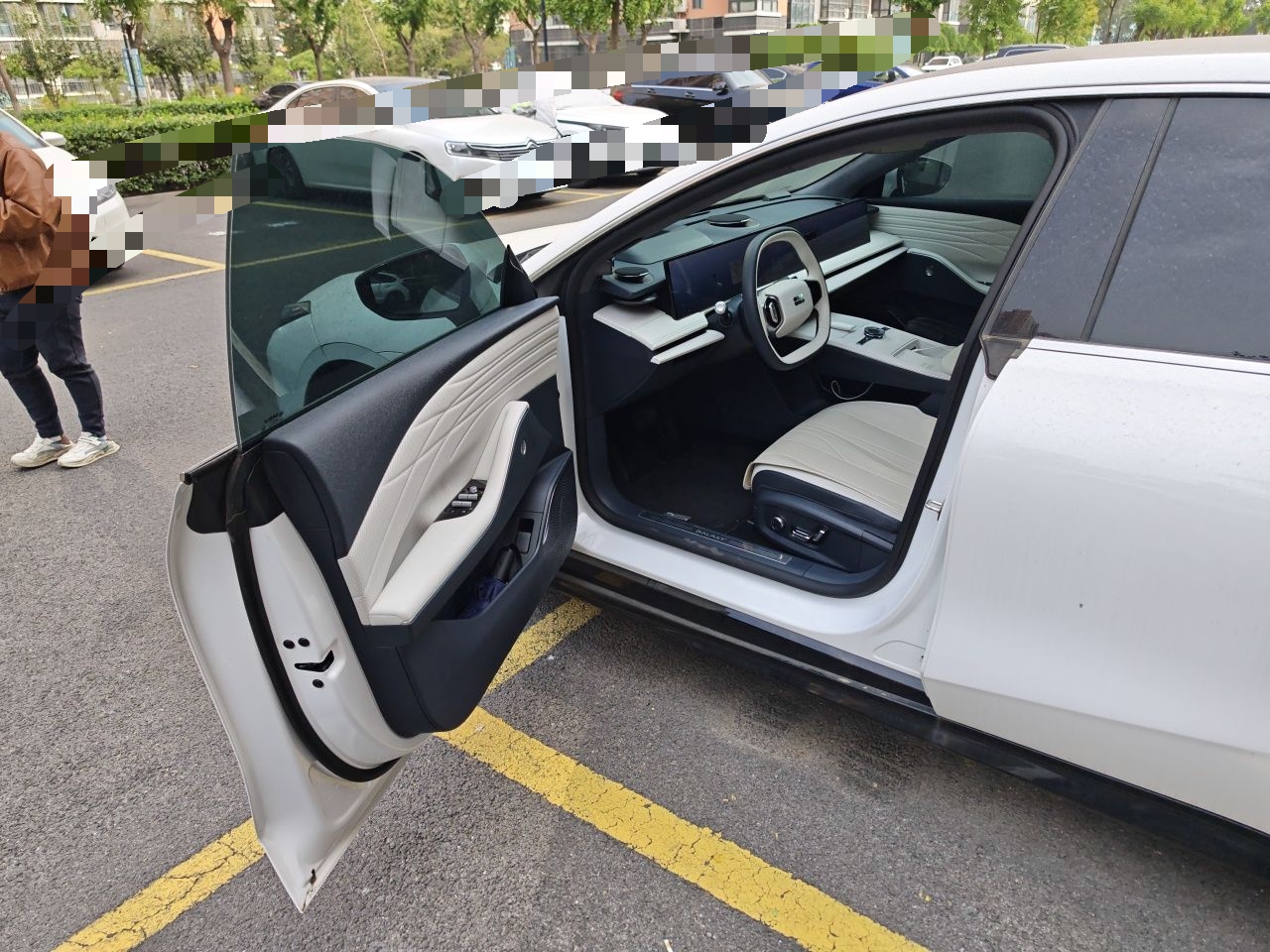Geely Galaxy E8 2024 665 km Range Rear-Drive Starship Long-Range Version — снимка 16