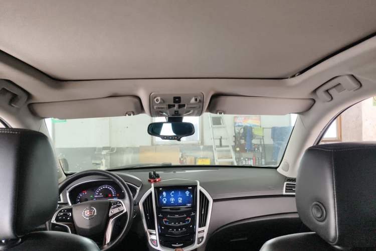 Used Cadillac SRX 2014 3.0L Leading Model Headliner