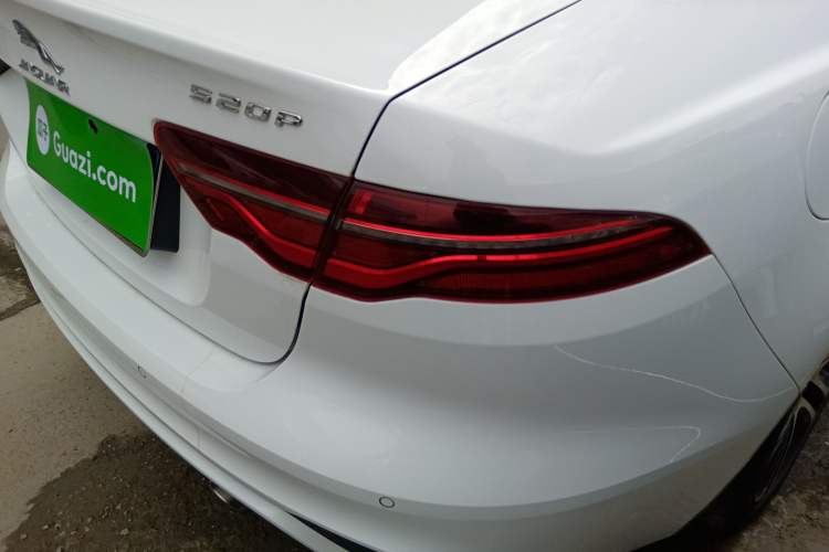 Used Jaguar XEL 2021 2.0T 250 PS R-DYNAMIC S Advanced Sport Edition Right Rear Taillight