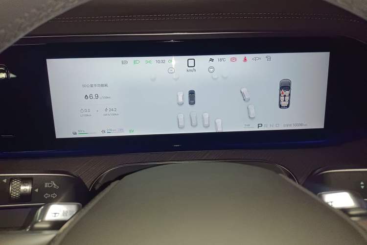 Used Denza N9 2025 Flagship Model
