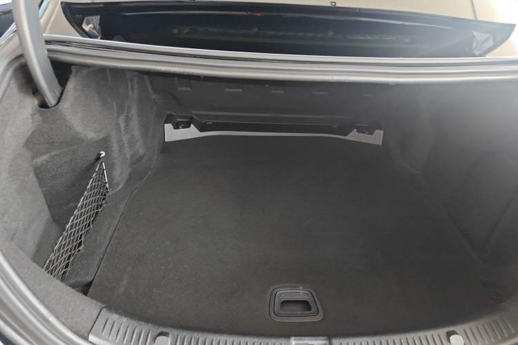 Used Mercedes-Benz E-Class 2020 E 300 L Luxury Model
