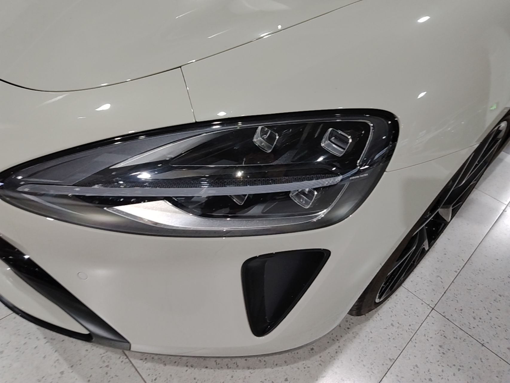 Xiaomi Auto SU7 2024 Four-Wheel Drive Ultra-Long Range Advanced Intelligent Driving Max Edition — снимка 8