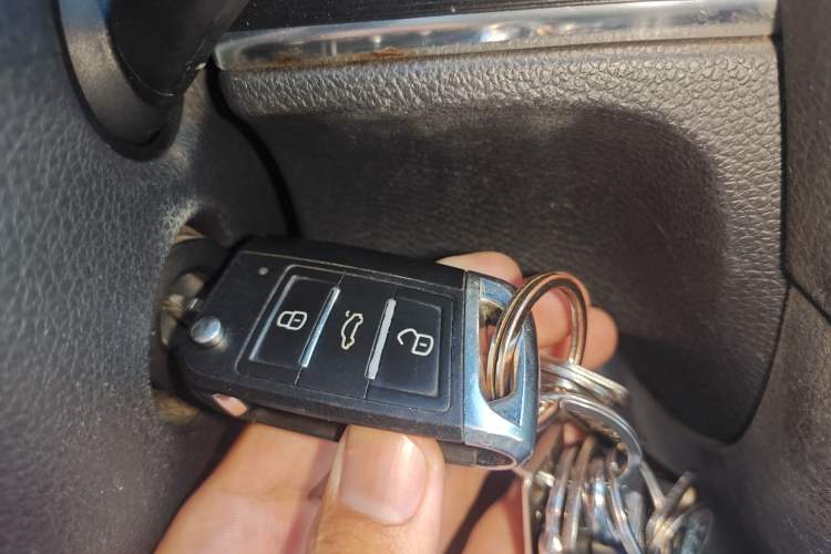 Used Volkswagen Golf 2012 1.4TSI Luxury Convertible Edition
