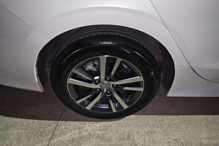 Used Honda Civic 2023 240TURBO CVT Dynamic · Center Stage Special Edition