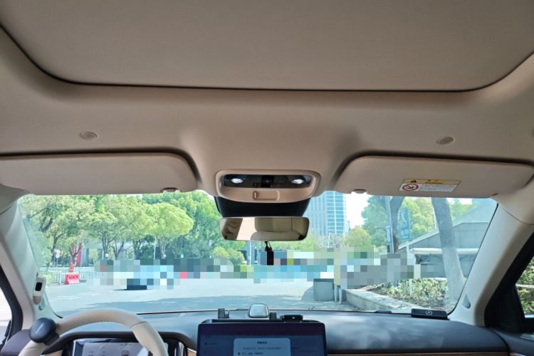 Used Hima AITO M7 2024 1.5T Rear-Drive Plus Version 5 Seats Headliner