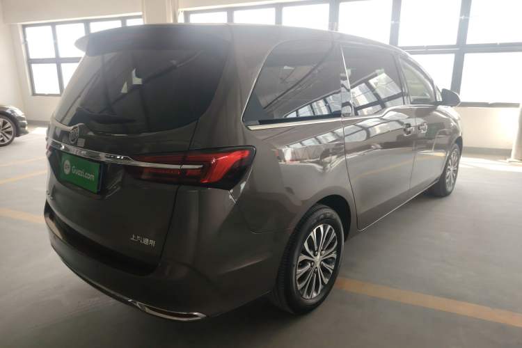 Used Buick GL8 2021 Land Cruiser Executive Class 652T Comfort Model Rear Right 45 Deg