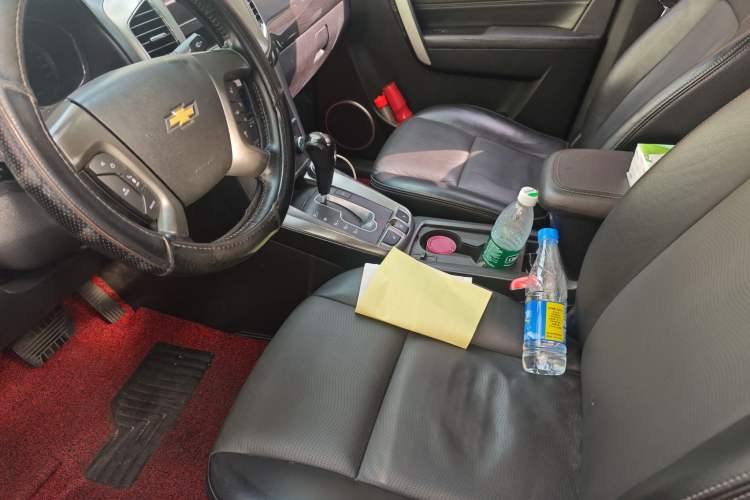 Used Chevrolet Captiva 2017 2.4L 4x4 Flagship Edition 7-Seater