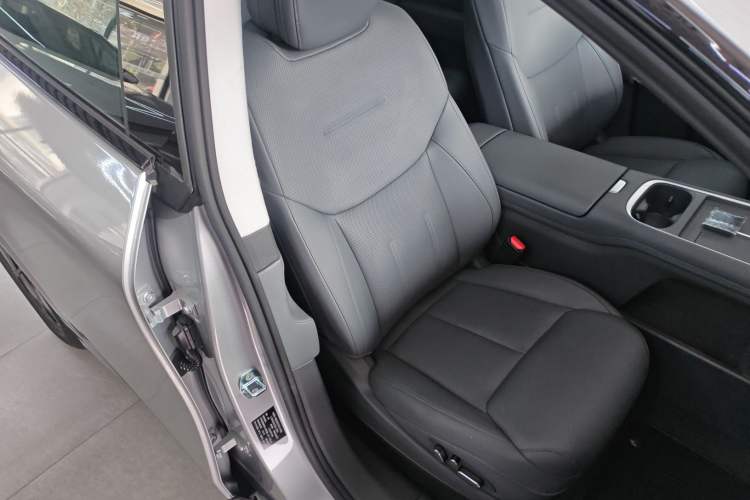 Used XPeng G6 2025 625 Long-Range Max Flagship Edition