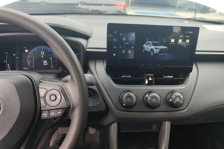 Used Toyota Corolla Cross 2023 2.0L Pioneer Edition