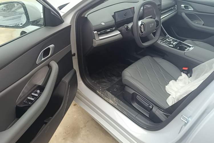 Used Geely Galaxy A7 2025 Model EM-i 150km Prestige Edition

