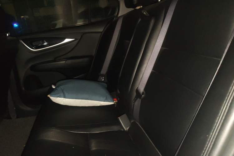 Used Honda Crider 2013 1.8L automatic luxury edition
