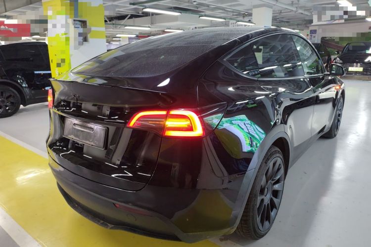 Used Tesla Model Y 2023 Rear-Wheel-Drive Version Rear Right 45 Deg