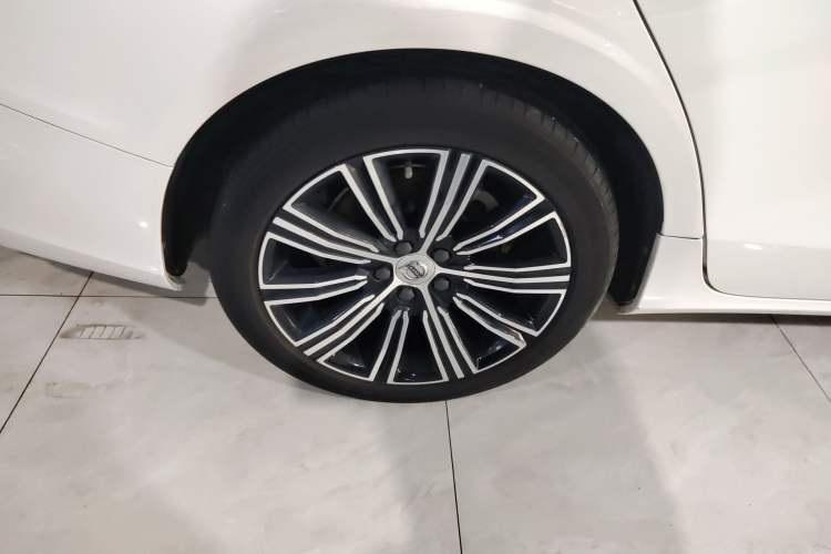 Used Volvo S60 2022 B4 Zhiyuan Luxury Edition