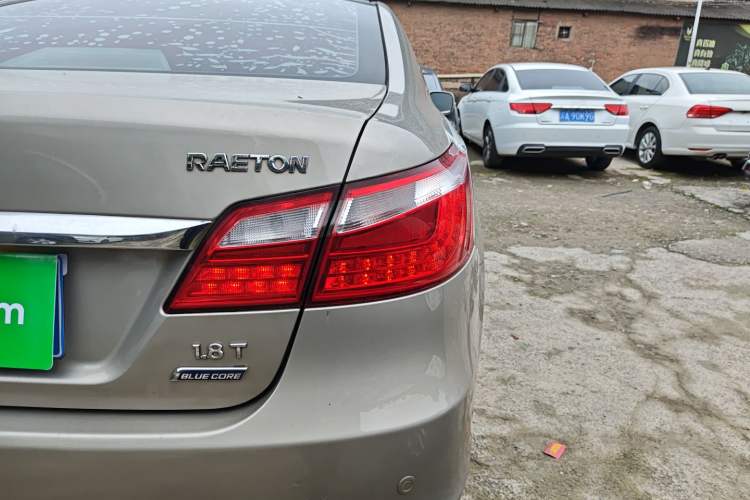 Used CHANGAN Raeton 2014 1.8T Automatic Prestige Anniversary Edition China IV Standard