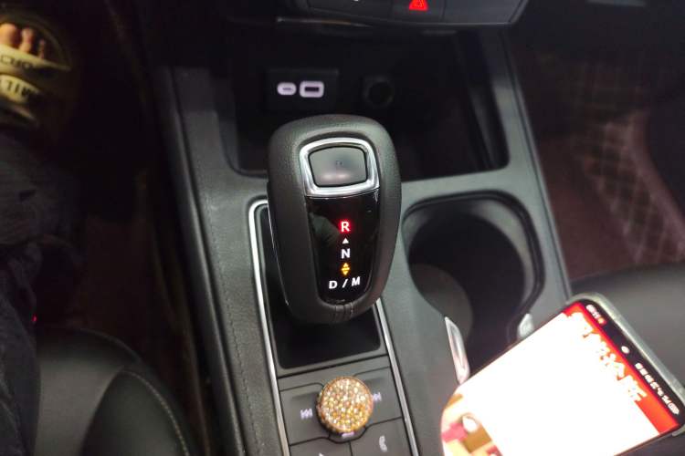 Used Cadillac XT4 2018 28T Two-Wheel Drive Tech Version