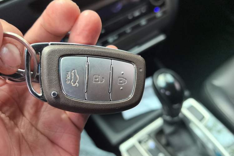 Used Hyundai Mistra 2014 1.8L Automatic Smart GLS Vehicle Key