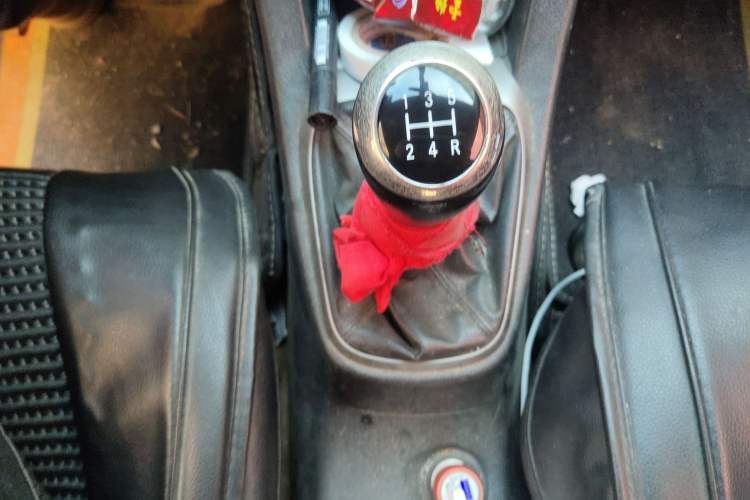 Used Chevrolet Aveo Sonic 2011 Sedan 1.6L Manual Transmission SX