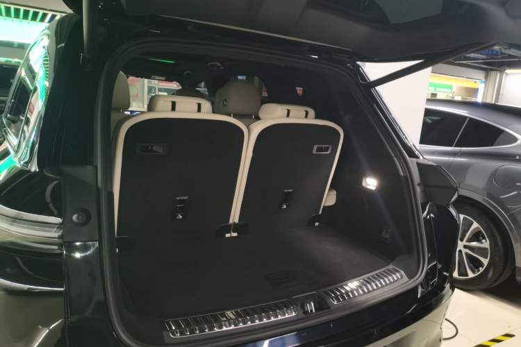 Used Li Auto L8 2025 Pro Smart Refresh Edition