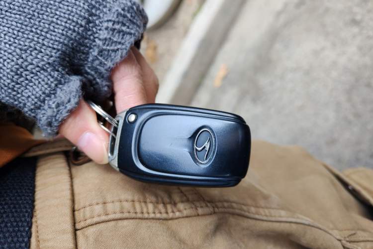 Used Soueast V6 Lingshi 2014 1.5L Manual Luxury Edition for Women