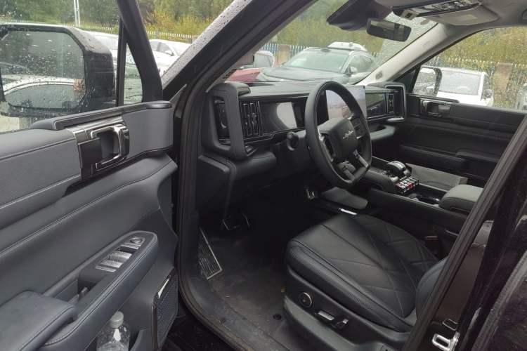 Used Formula Leopard Leopard 5 2025 TianShen Intelligent Driving Ultra Edition