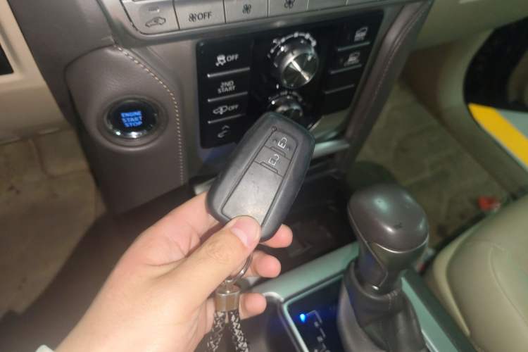 Used Toyota Prado 2018 3.5L Automatic VX NAVI with Rear-Mounted Spare Tire