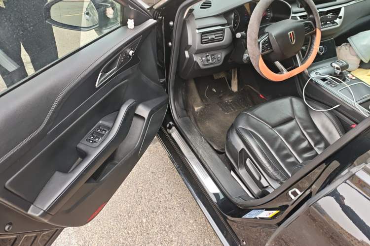 Used Hongqi H5 2022 Classic Model 1.5T DCT Flagship Edition Driver Seat