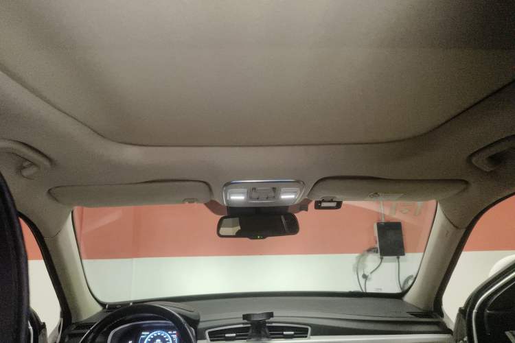 Used Geely Auto Emgrand X7 Sport 2016 1.8TD Automatic ZhiZun Version
