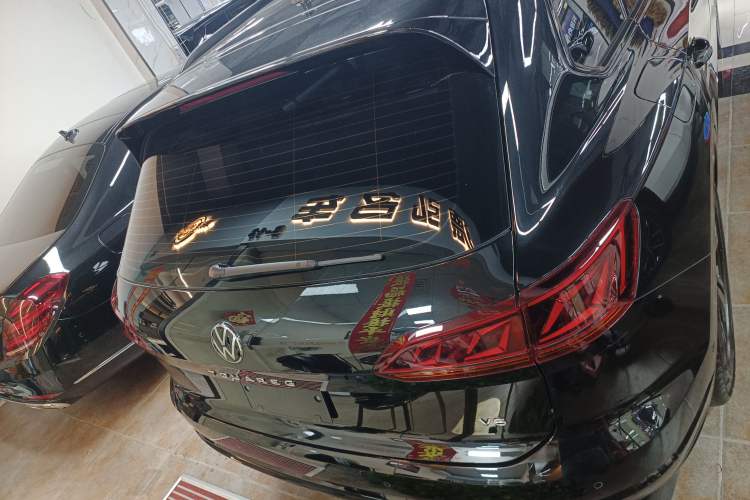 Used Volkswagen Touareg 2022 3.0 TSI Luxury Edition Black Diamond Sport Package