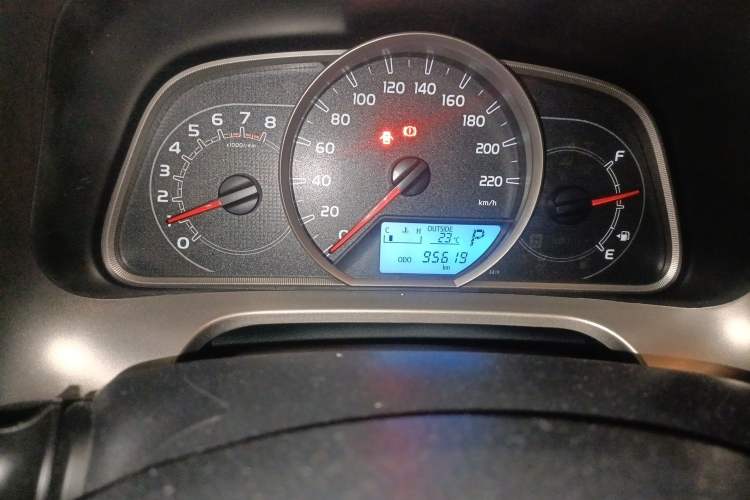 Used Toyota RAV4 2015 2.0L CVT Two-Wheel Drive Fashion Edition