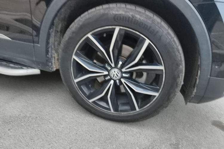 Used Volkswagen Tiguan L 2019 330TSI Automatic Two-Wheel Drive Smart Luxury Version China VI Standard Right Front Wheel Hub