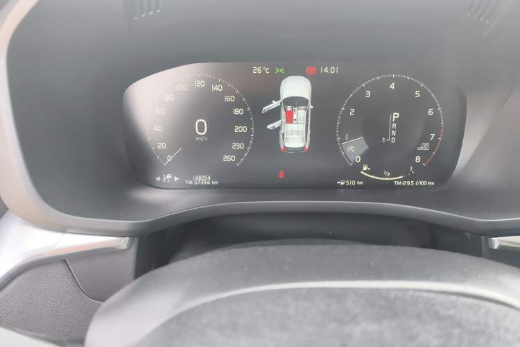 Used Volvo XC60 2019 T5 4x4 Smart Edition China V Standard Odometer Close Up