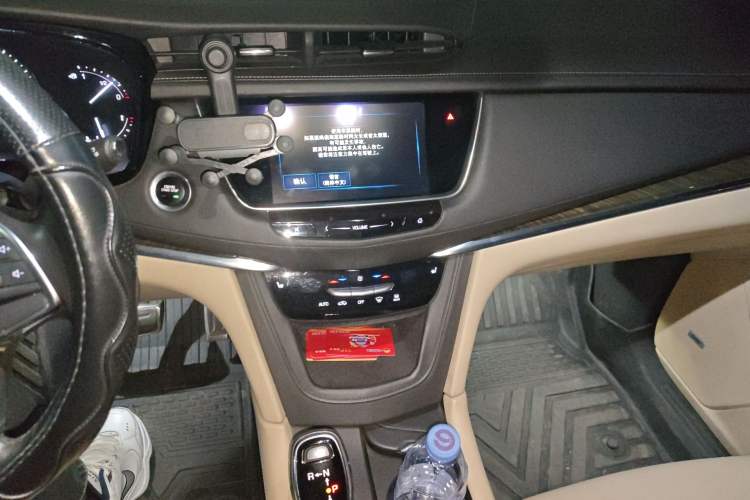 Used Cadillac XT5 2016 28T Four-Wheel Drive Tech Version
