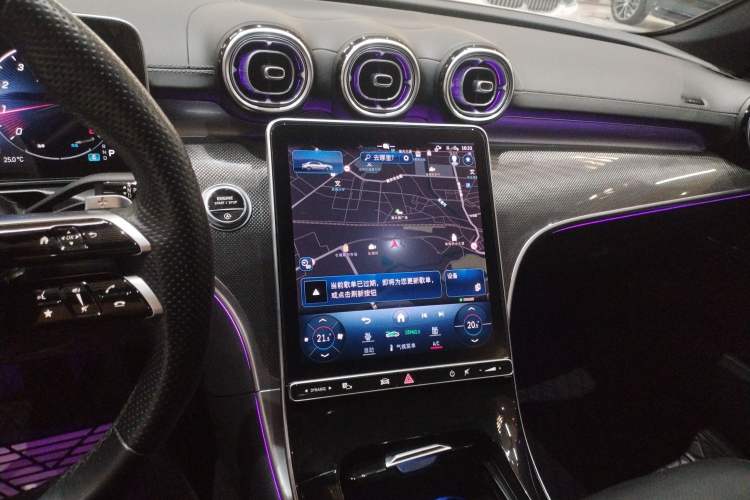 Used Mercedes-Benz C-Class 2023 Restyled C 260 L Sport Edition Audio And AC Panel