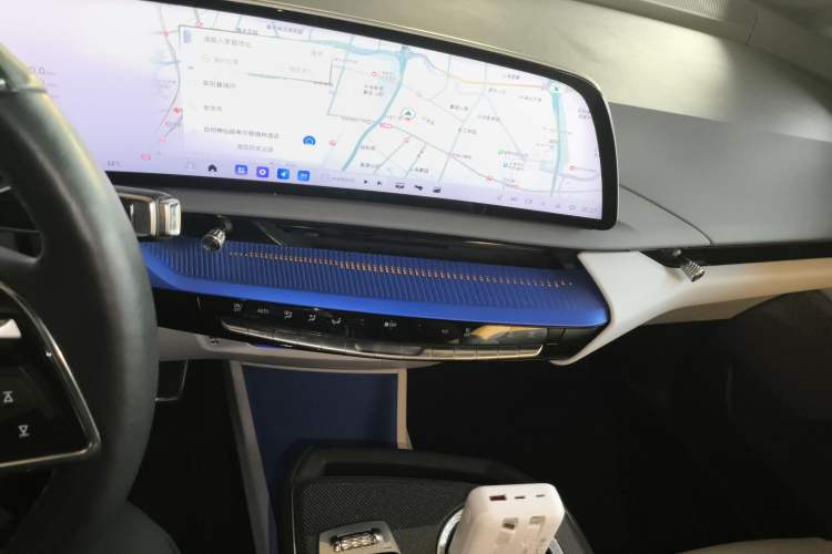 Used Cadillac OPTIQ 2024 Four-Wheel Drive Long-Range Version
