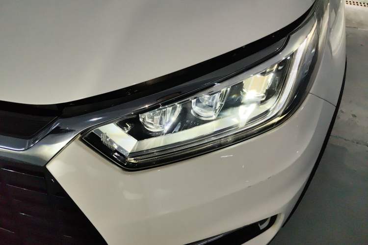 Used BYD Yuan New Energy 2019 EV360 Smart Connect Enjoyment Model