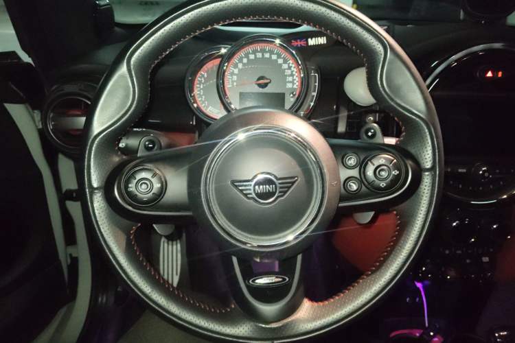 Used MINI JCW 2018 2.0T JOHN COOPER WORKS ALL-IN Steering Wheel