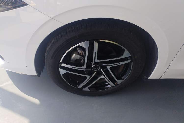 Used Roewe D7 2023 DMH 125km Flagship Edition Exterior 4