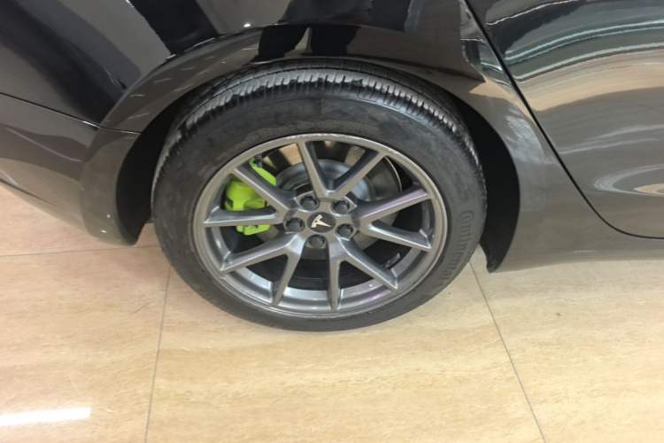 Used Tesla Model 3 2021 Standard Range Rear-Drive Upgraded Version Right Rear Wheel Hub
