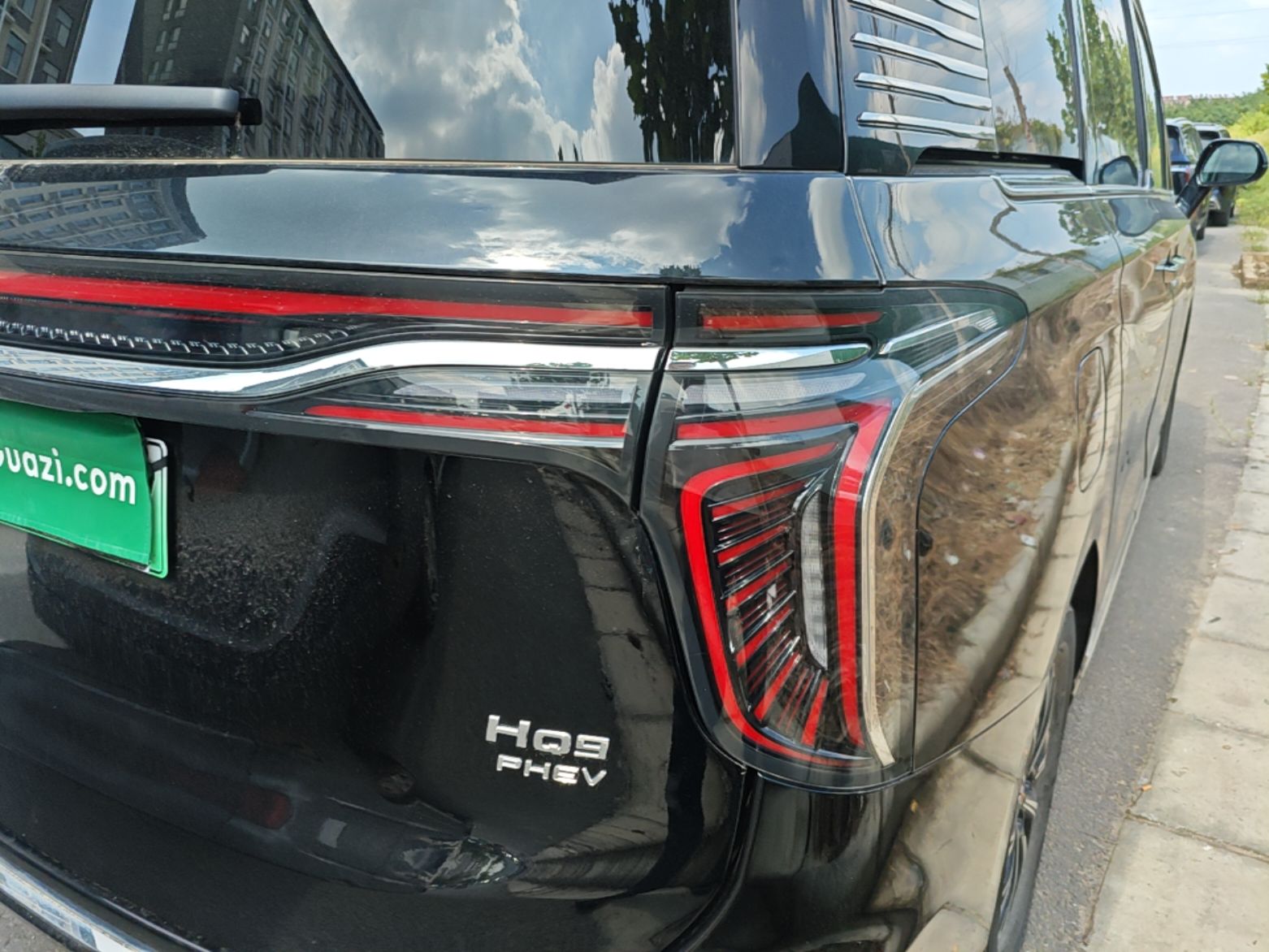Hongqi HQ9 PHEV 2024 2.0T Four-Wheel Drive Business Edition — снимка 9